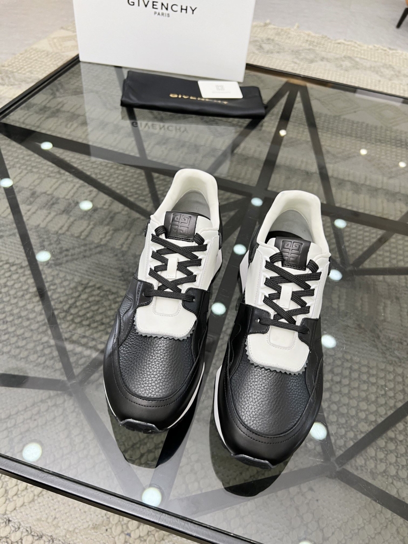 Givenchy Sneakers